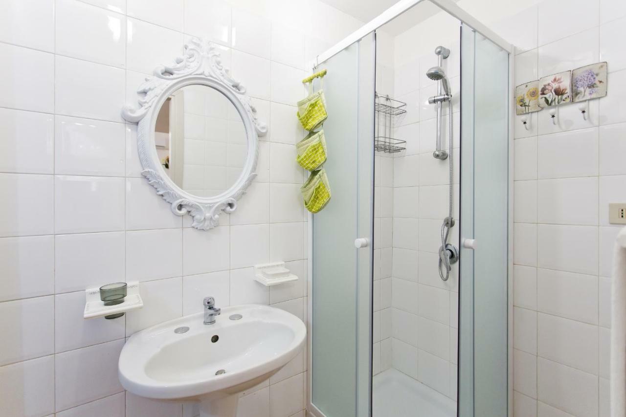 Apartament Little House Inside Capo'S Market Palermo Zewnętrze zdjęcie